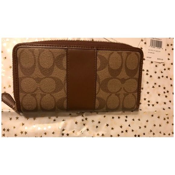 🚨SALE Coach Wallet Signature PVC <HR Zip Around - Picture 6 of 8